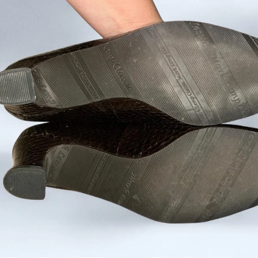 Women's Dark Brown Leather Heels